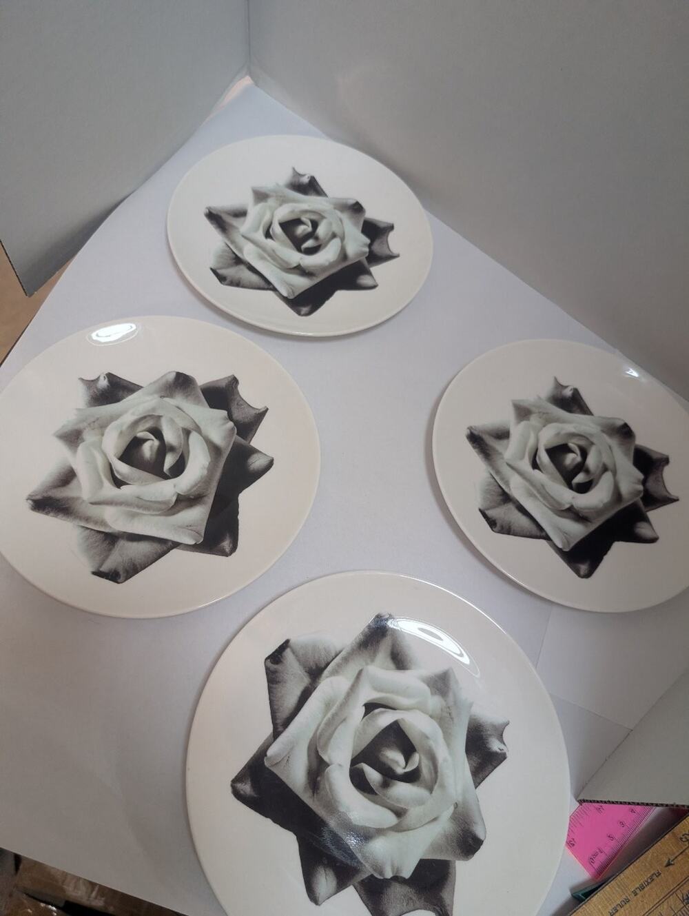 Wedgwood Night & Day Bloomers White Rose Decorative Plates Set of 4 Bone China
